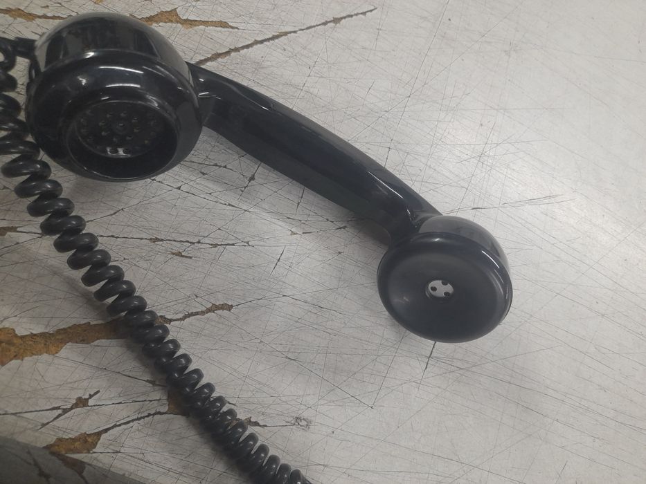 Antigo telefone de disco