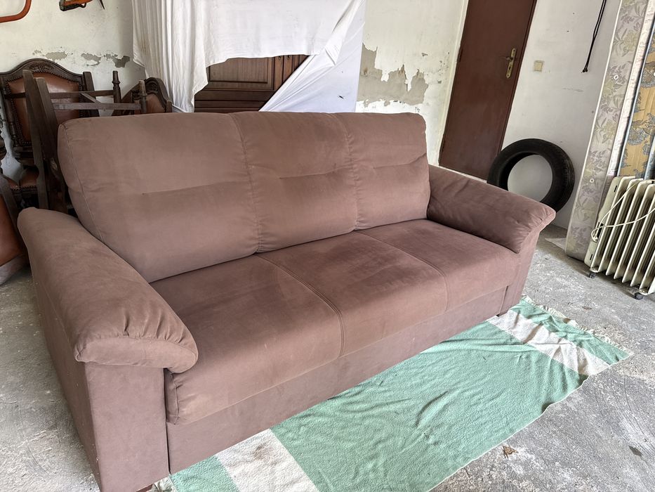 Sofá de Tecido 3 lugares confortável