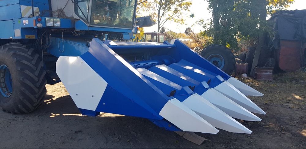 Жатка кукурудзяна КМС-4