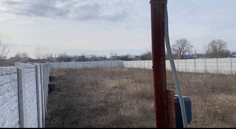 Продам земельну ділянку, смт. Іларіонове 0.1 Га.