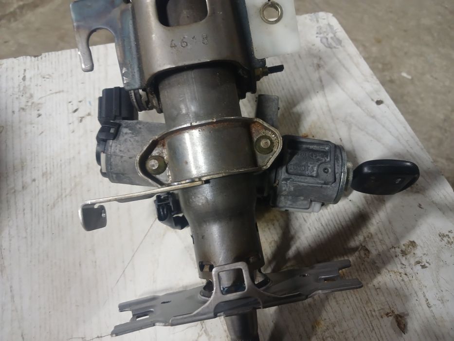 Замок запалення зажигания Toyota Avensls T25 03-08