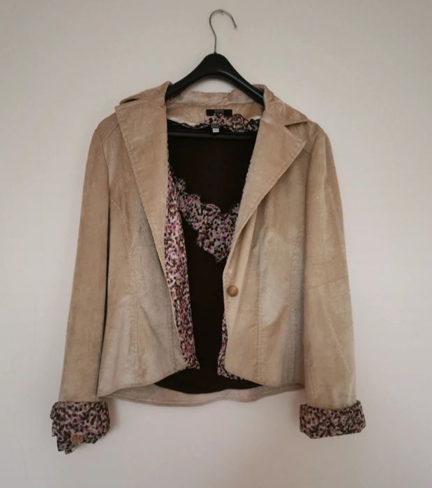 Zestaw bluzka + spódnica + żakiet