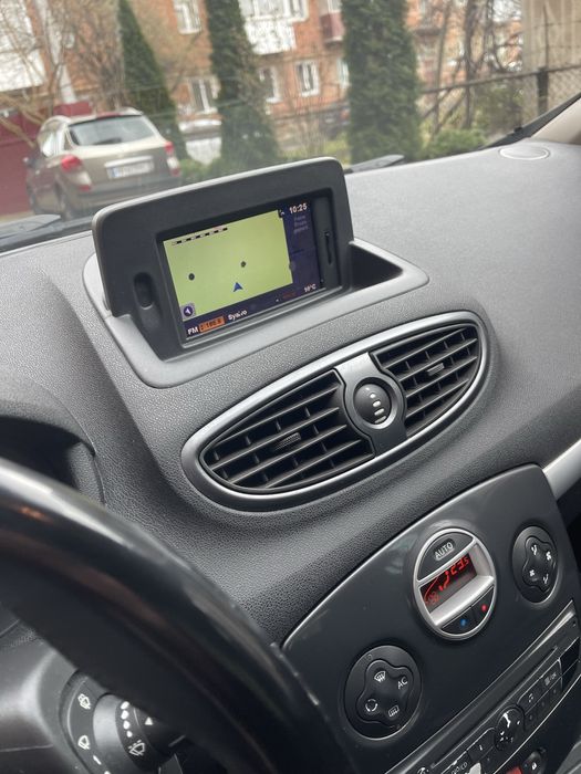 Рено Кліо 2010р ювілейна версія