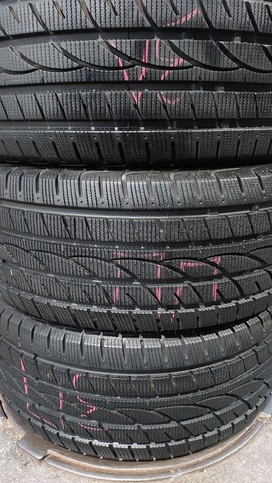 Продам 235 45 17 зима 4шт