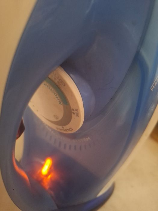 Ferro de engomar Philips Azur 2300W