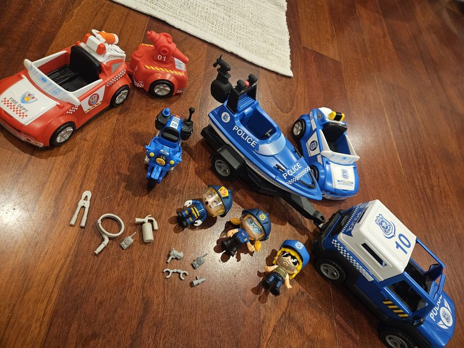 Pinypon policias e bombeiro