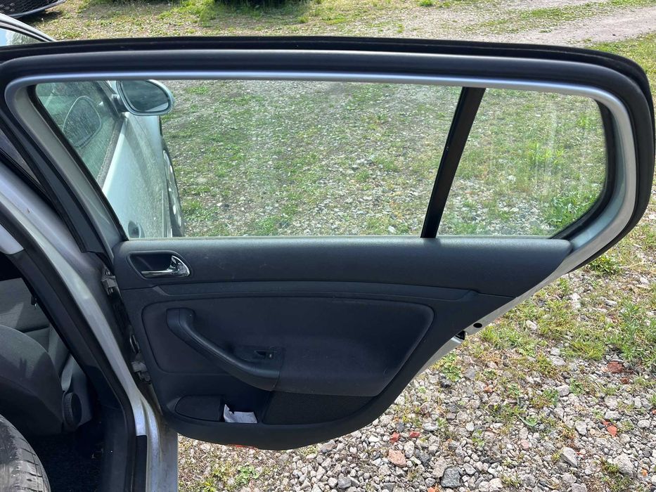 drzwi tył tylne tylnie prawe vw golf v 5 1k0 2003 -2009 hatchback 5 drzwi la7w srebrne
