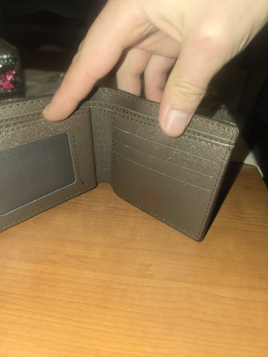 Carteira castanha gucci