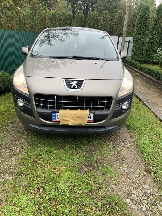 Peugeot 3008  2010 року