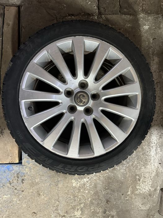 255/40R18 Opel Insignia