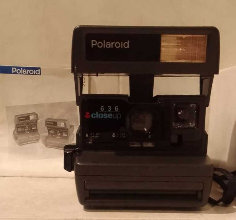 Вінтажна камера Polaroid 636 Close Up