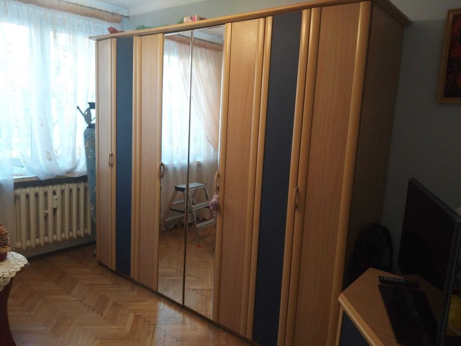 Szafa 3 drzwiowa 240cm