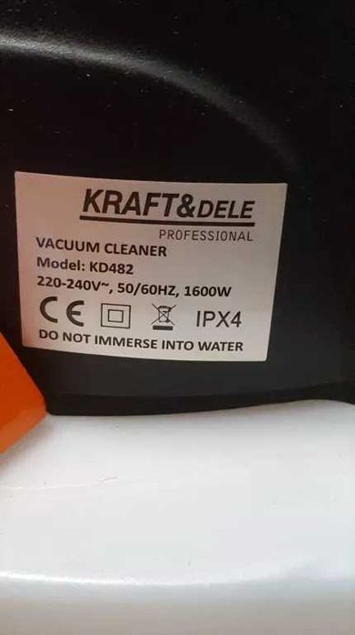 Пилосос миючий(Польща). Пилосос для хімчистки вдома. Миючий пилосос.