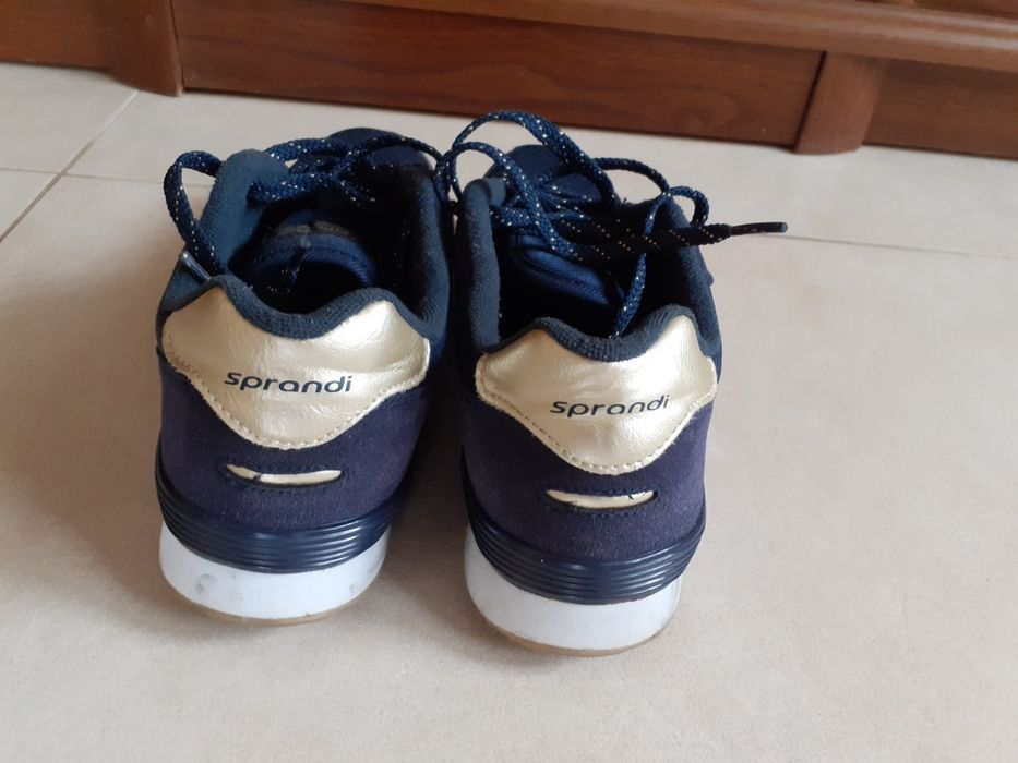 Obuwie sportowe SPRANDI 38