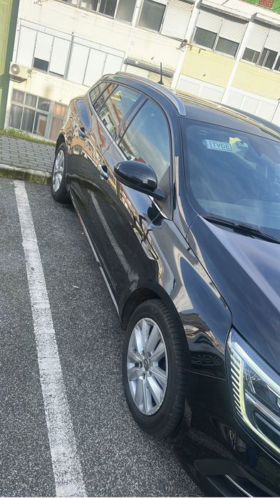 Renault megane 1.5 Space tour 1.5 diesel engine ( Push button start