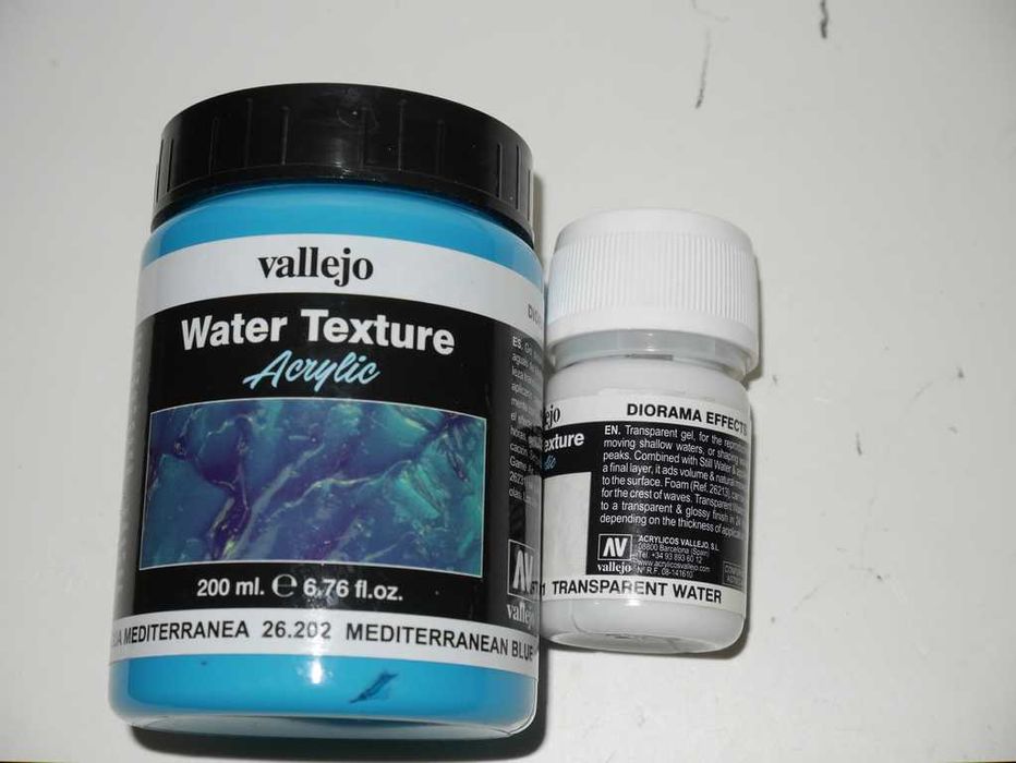 Vallejo water texture oraz transparen water akrylowe