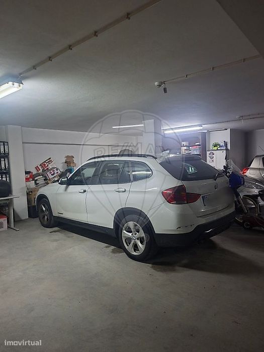 Garagem  para arrendamento