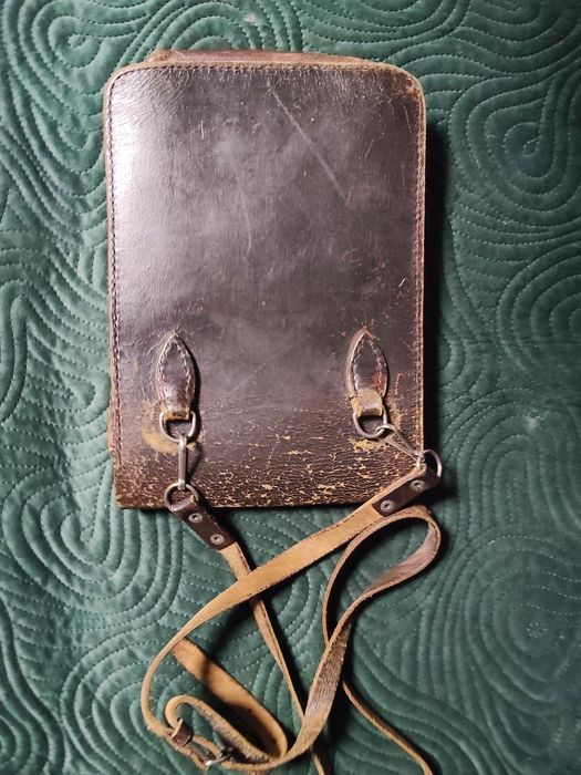 Sprzedam Torba raportówka oficera PRL skórzana