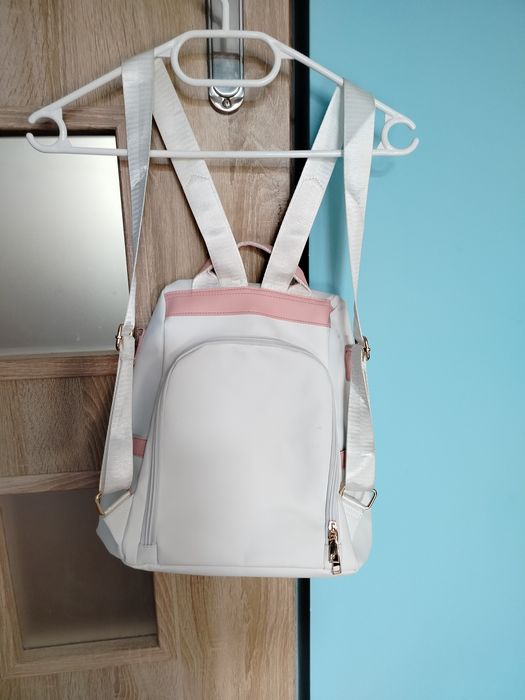 Biały plecak damski