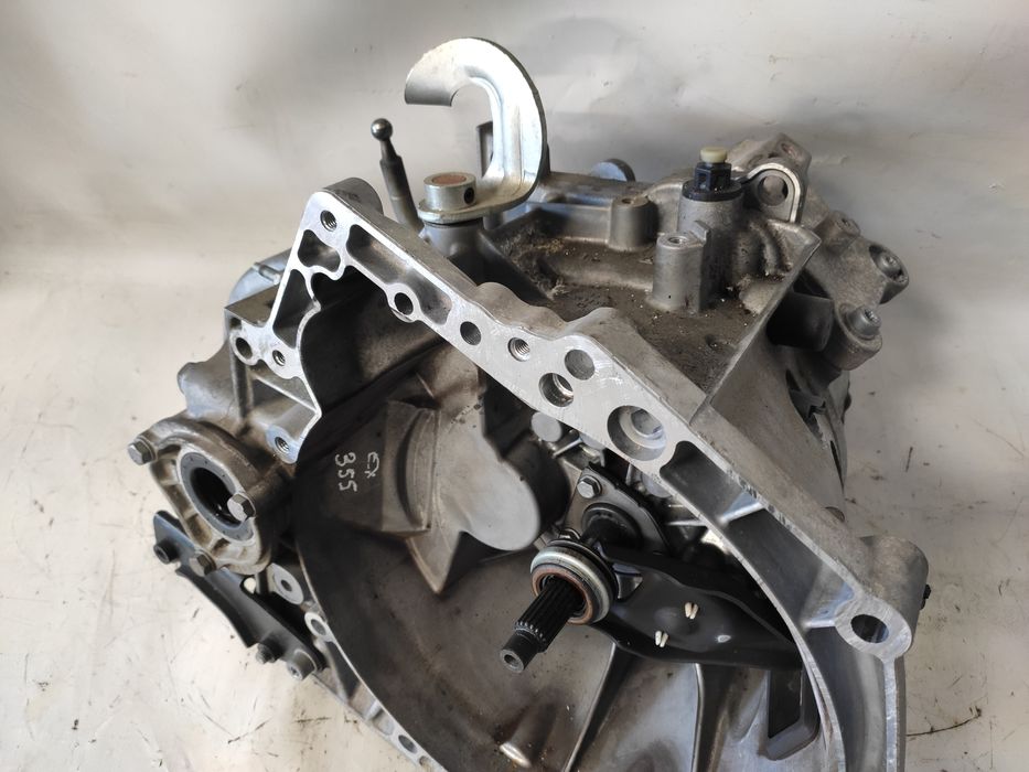 Caixa de velocidades manual PEUGEOT 208