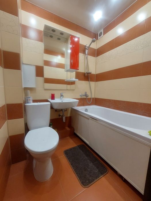 Продам 2к квартиру на Попова з агв