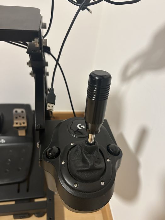 Kit volante logitech g29 + suporte + caixa de mudanças