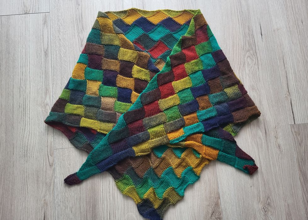 Entrelac wełniana chusta szal