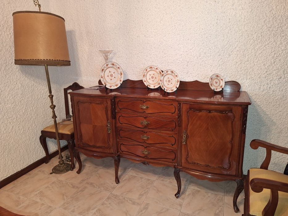 Mobilia sala Queen Anne