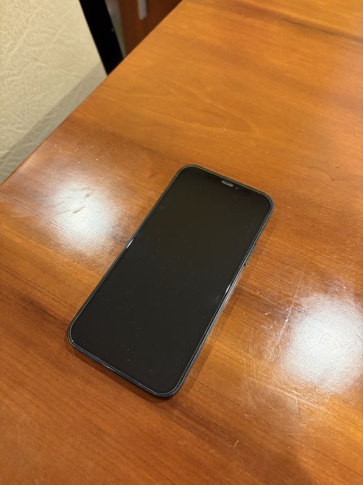 Iphone 12 preto com capas pelicula e carregador