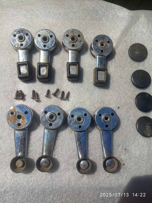 Ручки дверні москвич 2140