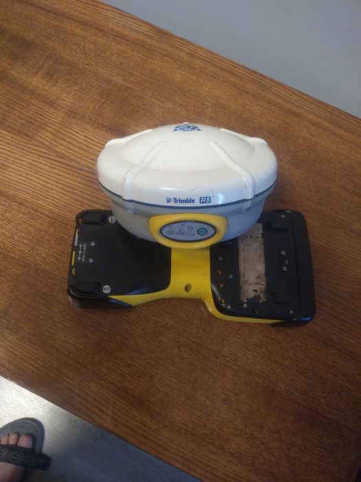 Gnss приймач Trimble R8 model2 +контролер tsc2