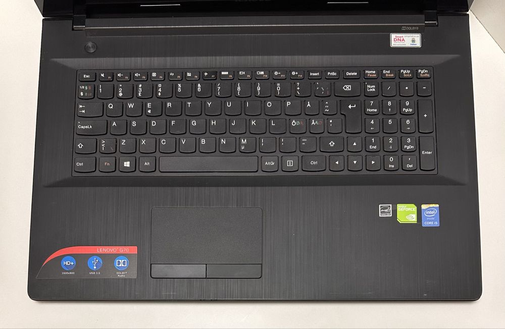 ноутбук Lenovo G70 17" 8GB озу /1000GB HDD NVIDIA GeForce Gt820 2GB/новий акумулятор