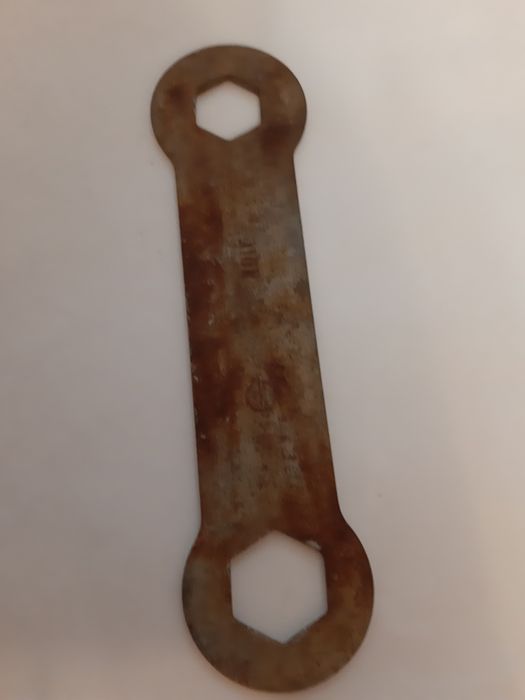 Продам Ключ Гаечный СССР