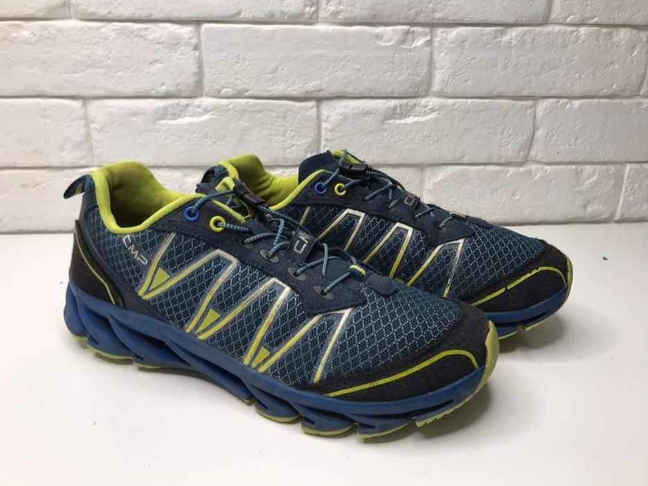 Buty sportowe chłopięce CMP Rozmiar 39