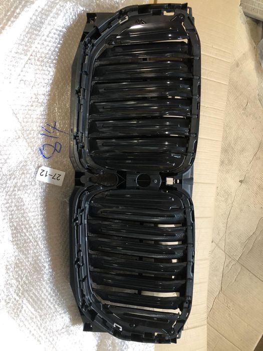 Жалюзи(воздуховод)BMW  X5 G05 с мотором   51749465527 /51749465526