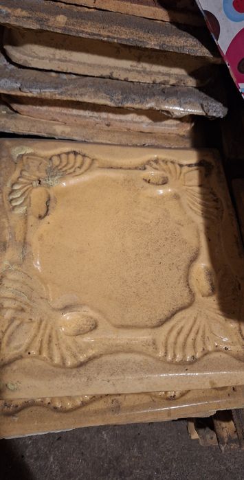 Kafle piecowe z rozbiórki