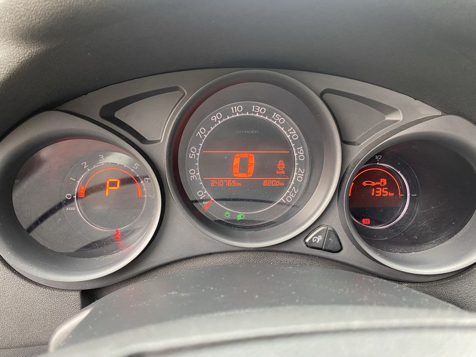 Citroen C4 2011 року