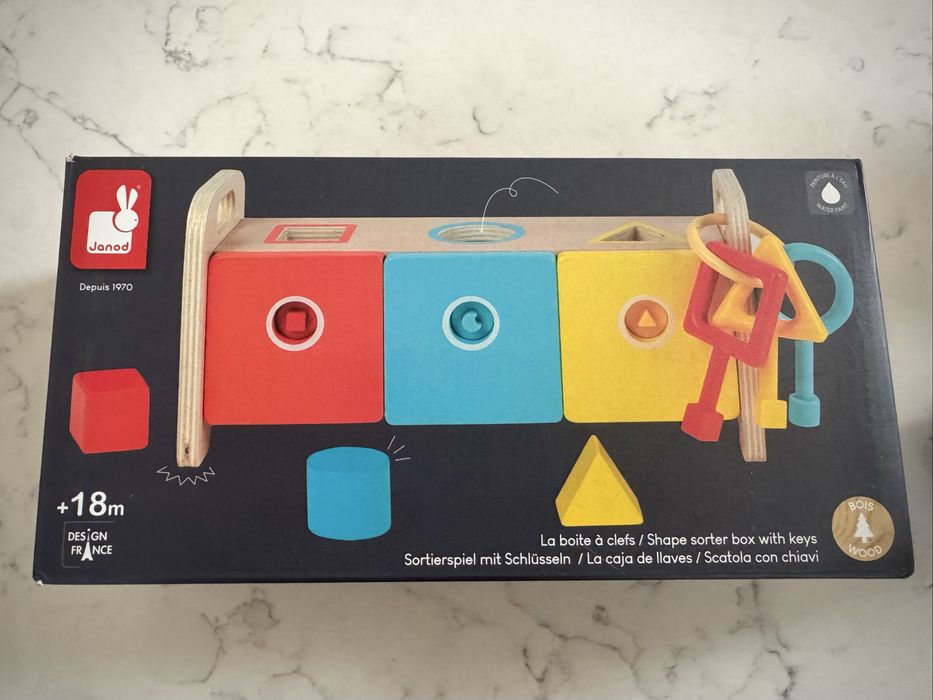 Drewniany sorter z kluczykami Essentiel 18m+ Janod