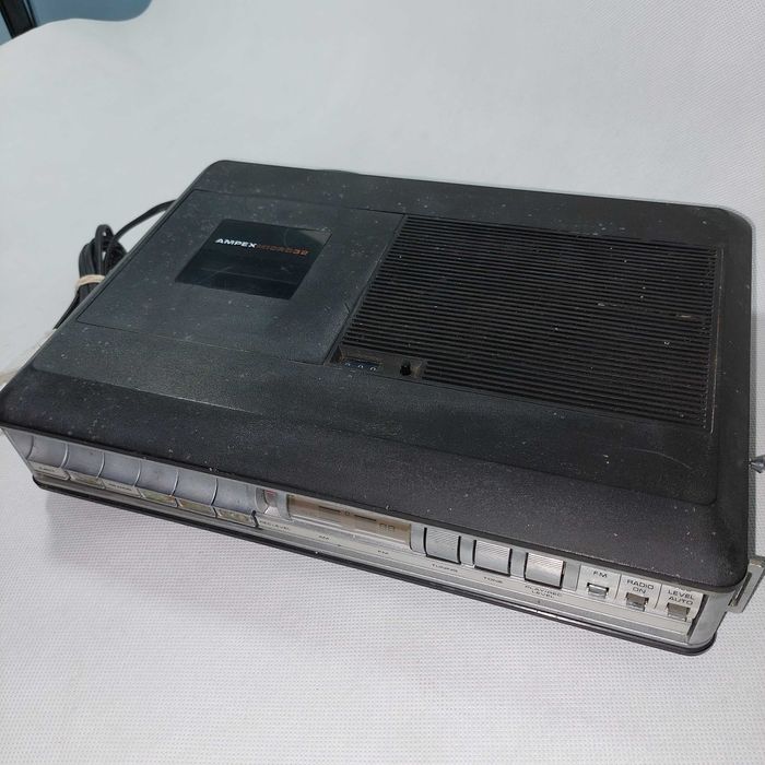 Magnetofon Kasetowy VTG AMPEX MICRO 32 z Radiem FM/AM VINTAGE