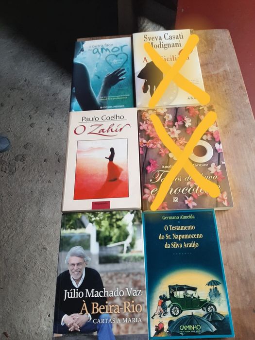 15  livros novos conforme fotos.3€Cada.