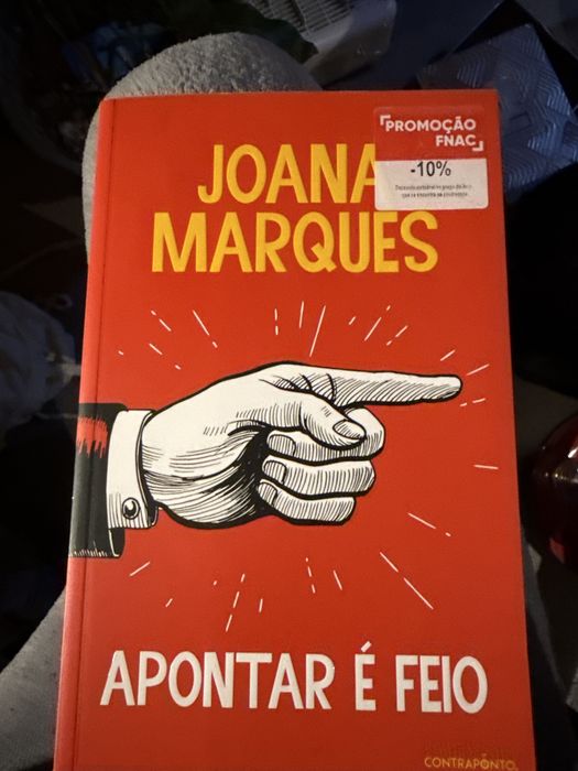 Joana marques- apontar é feio