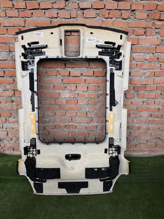 Audi q3 8u 8у 2012-2018 рік стеля потолок залом