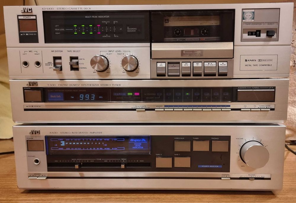 JVC tuner T-X30 wzm. A-X30 deck KD-V100 po serwisie