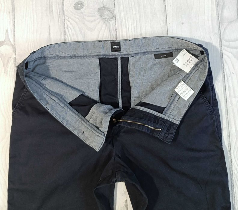 Spodenki Hugo Boss Slice r. 50/M