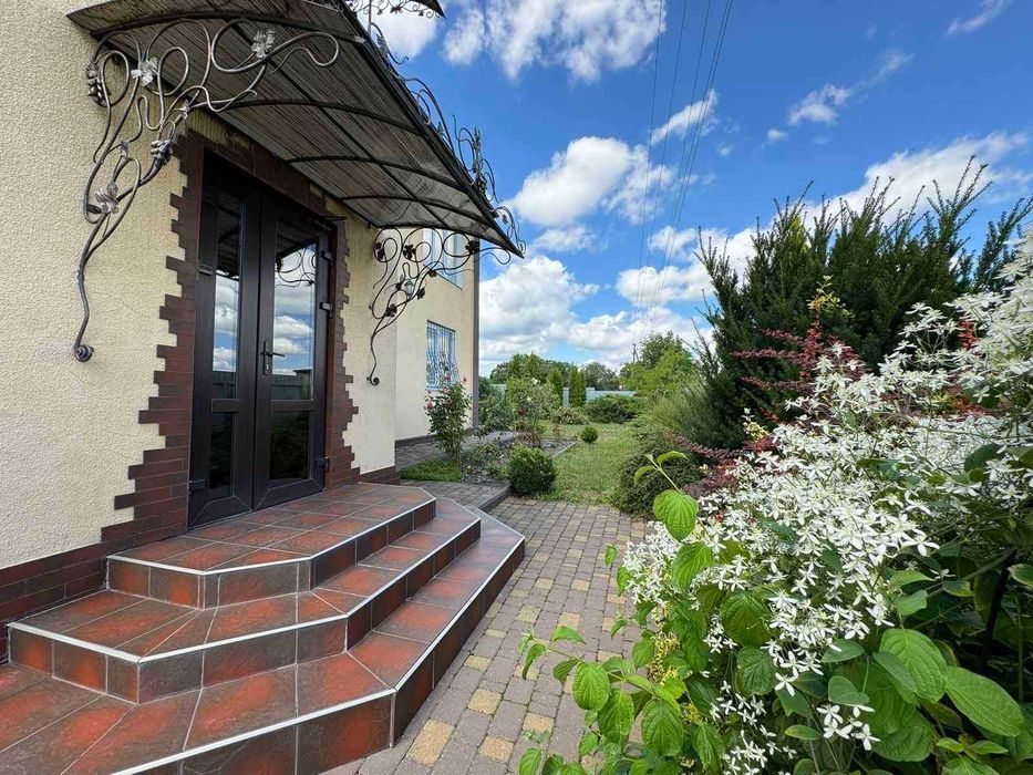 Приватний будинок у затишному місці - Ружичанка*