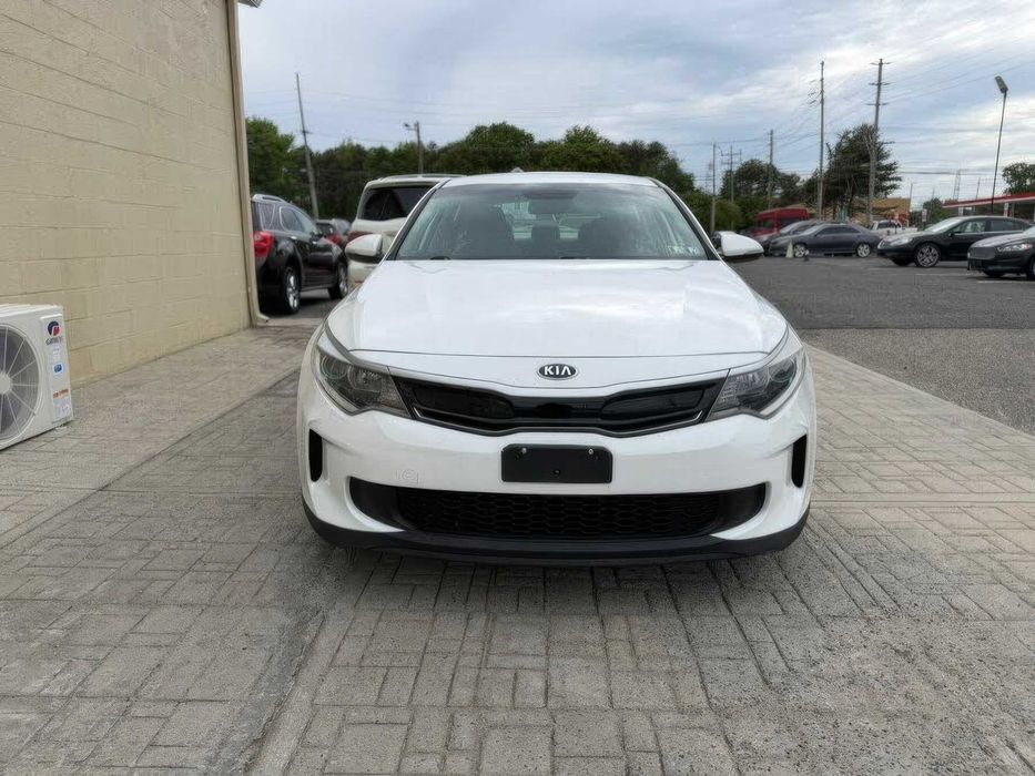 Kia Optima Hybrid      2017