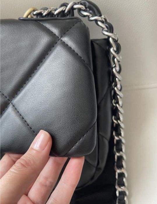 Продам сумка натуральная кожа брендовая