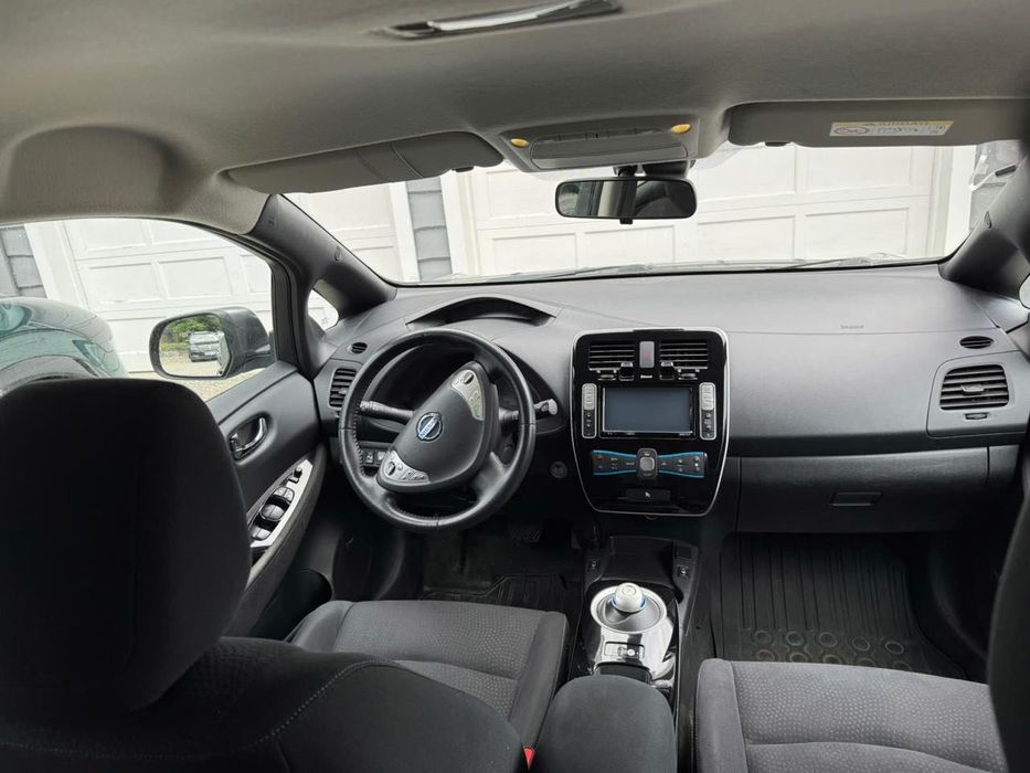 Nissan Leaf 2015 року з Європи