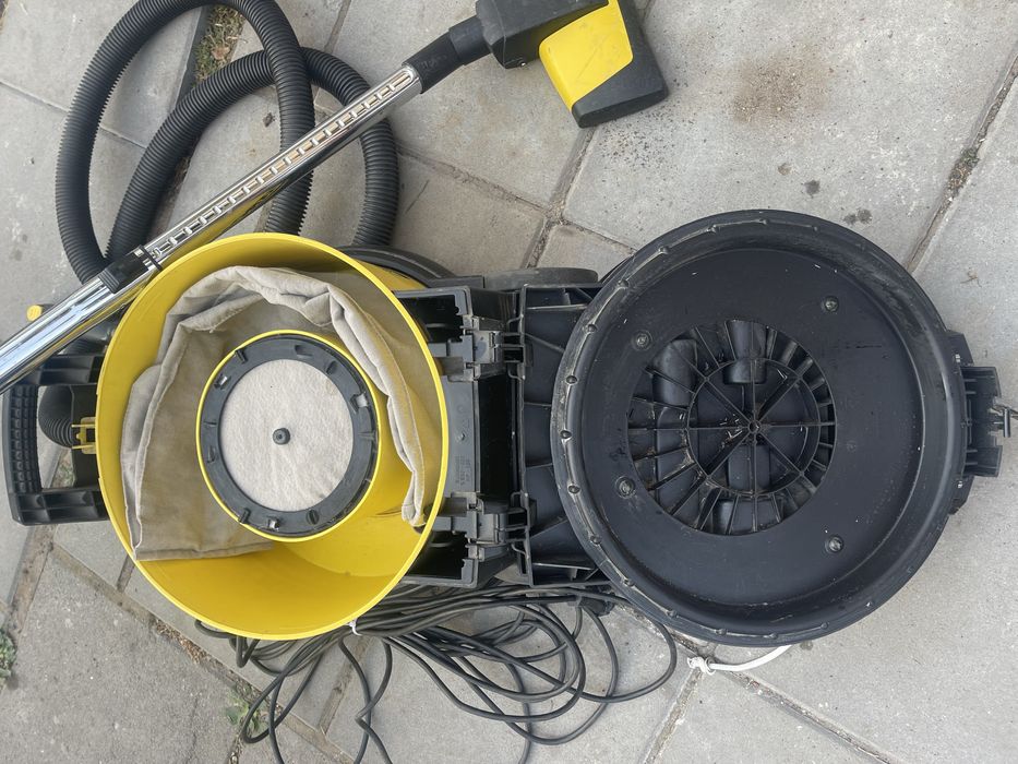 Пилосос Karcher T201