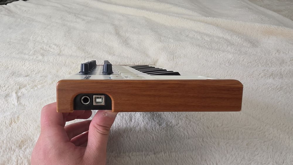 World Mini midi controller